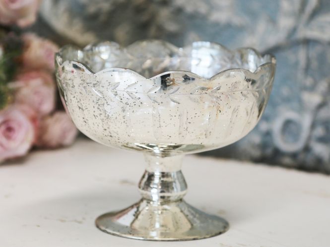 Hovedbilde Antique skål på stett